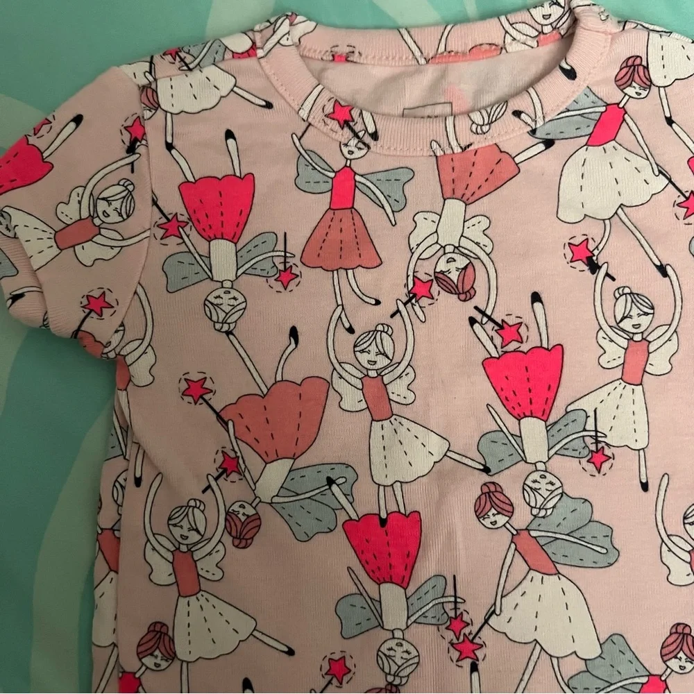 Baby Gap Girls Top Bundle 6-12 months